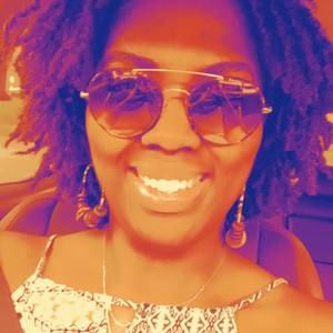 Meet your Posher, Jocelyn